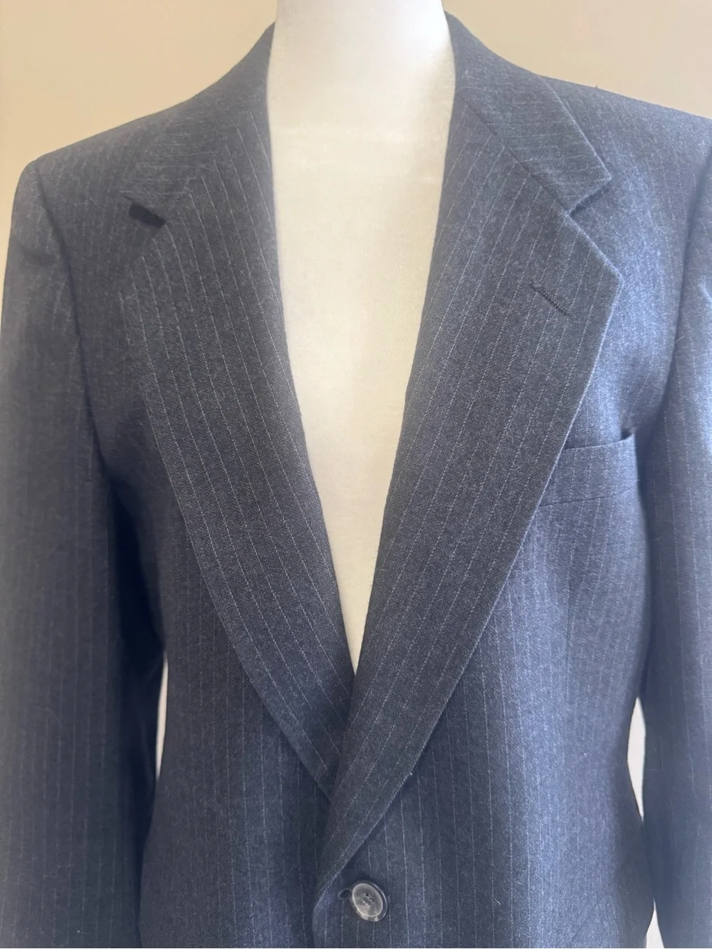 Vintage Givenchy Gentleman for Chequers Pure Wool Charcoal Pinstripe Blazer